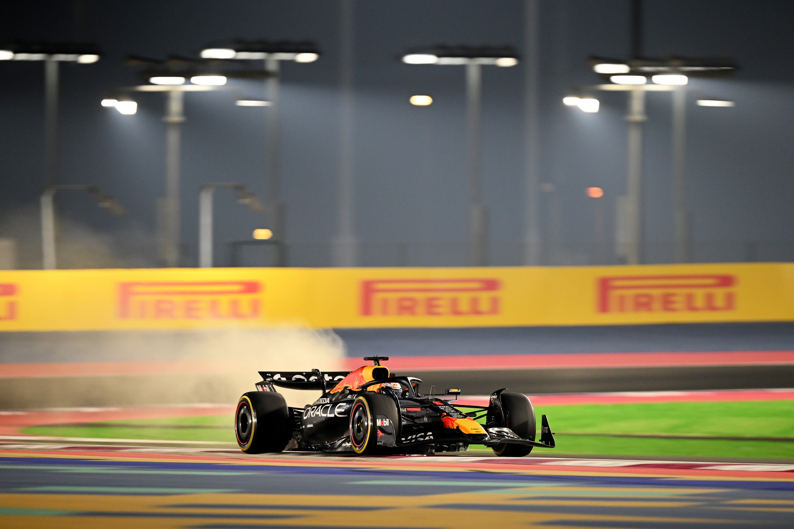 Pirelli Temukan Robekan Pada Ban Akibat Menghantam Gravel Baru Di Pinggir Kerb